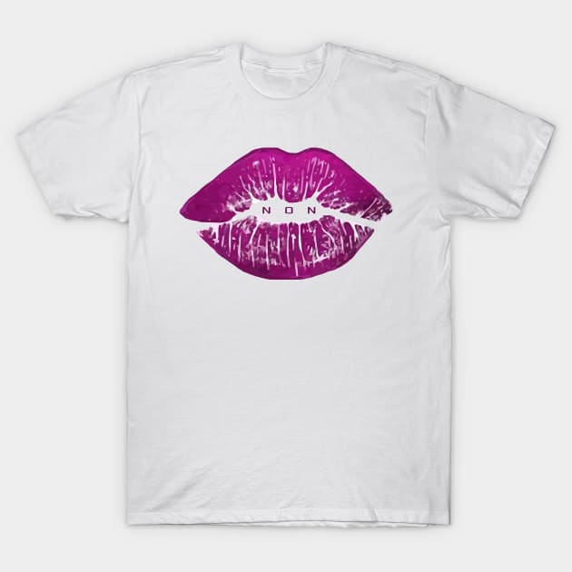 KISS lips T-Shirt by kausofa